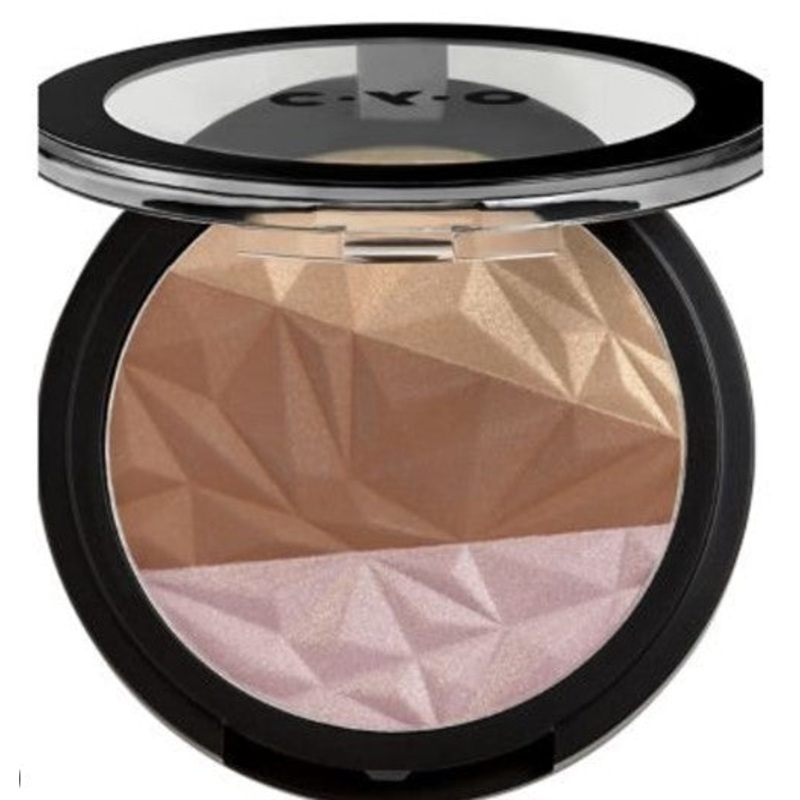CYO Bronzing & Illuminating Compact The Radiant One Fair/Medium