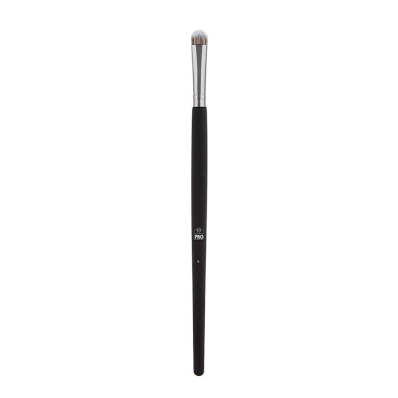 BH Cosmetics Studio Pro Small Flat Shader Brush 9