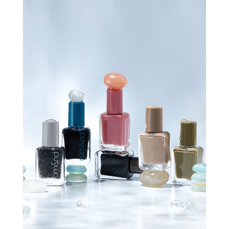 rom&nd Mood Pebble Nail #00 CRUNKY BLACK