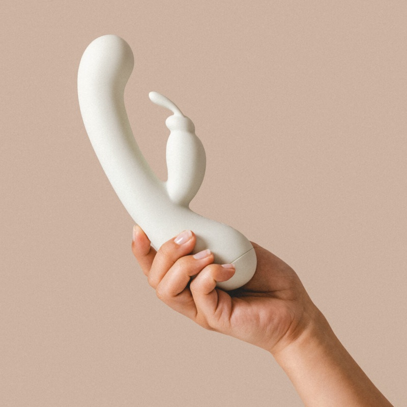 Saro | Classic Rabbit Vibrating Dildo