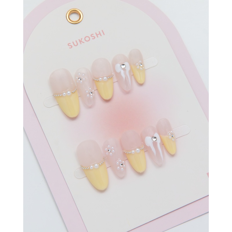 SUKOSHI Handmade Press-On Nails Buttermilk Extra Small