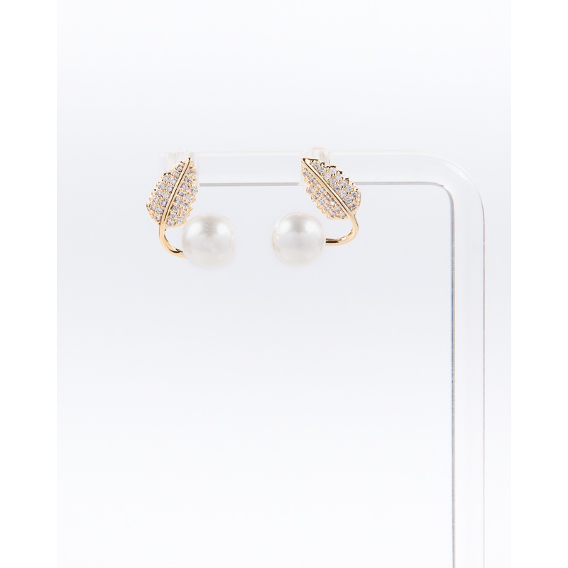 NYU NYU Petal Pearl Drop Earrings